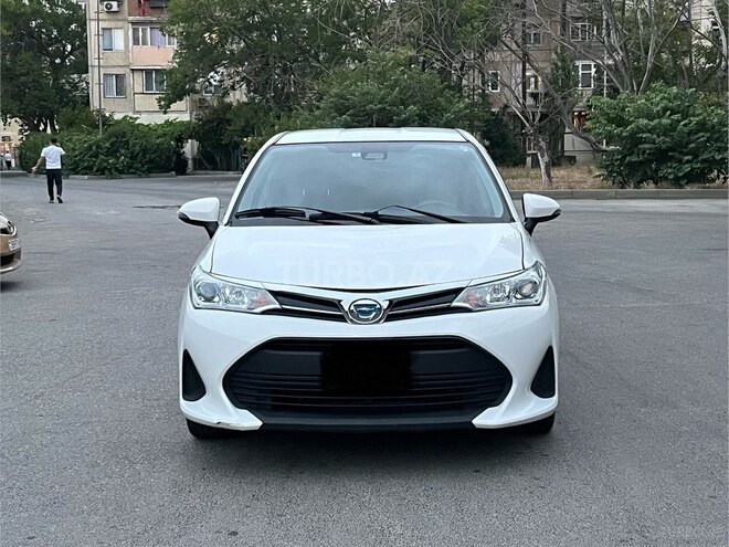Toyota Corolla Fielder-1