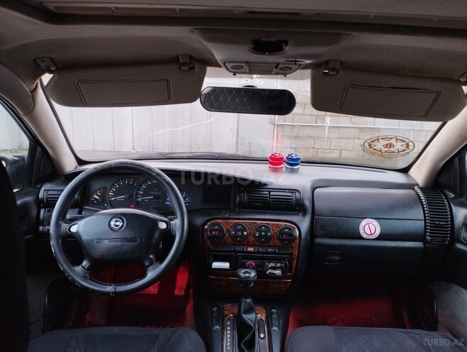 Opel Omega-3
