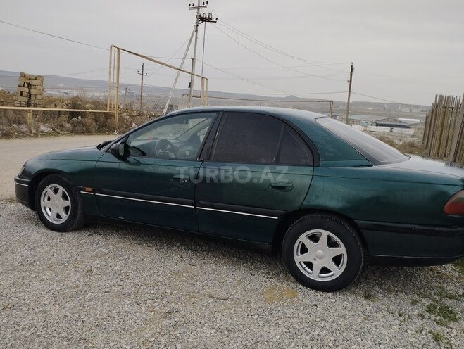 Opel Omega-4