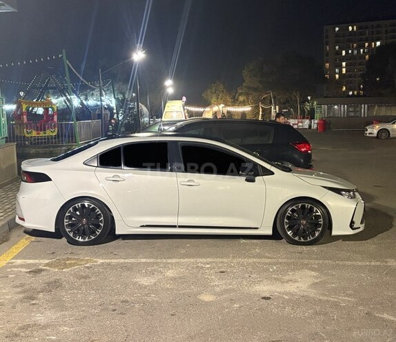 Toyota Corolla-4