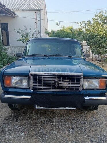 LADA (VAZ) 2107-1