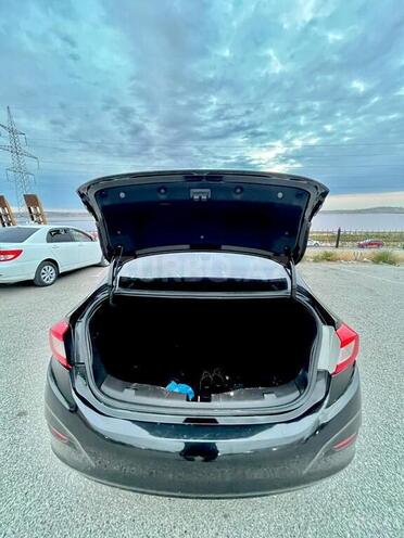 Chevrolet Cruze-9