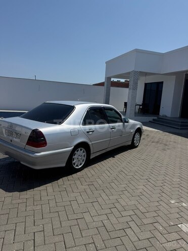 Mercedes C 220-8