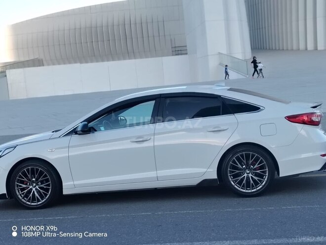 Hyundai Sonata-4
