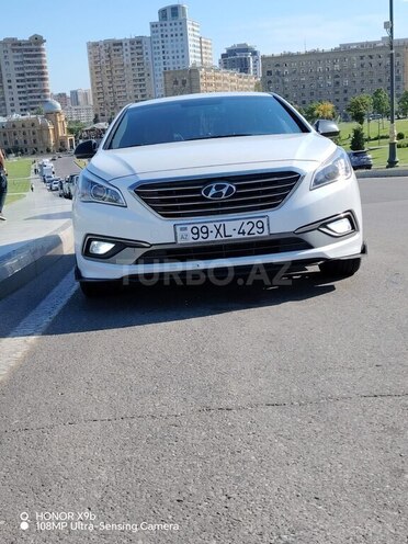 Hyundai Sonata-1
