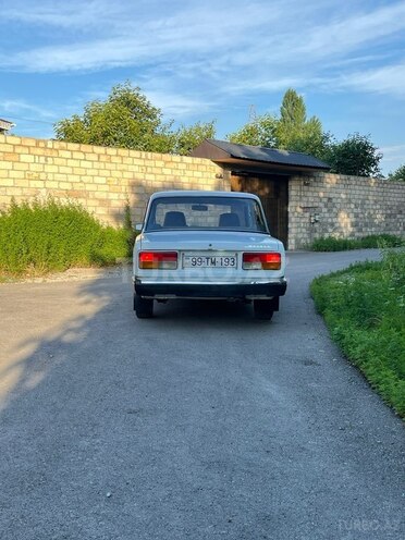 LADA (VAZ) 2107-15