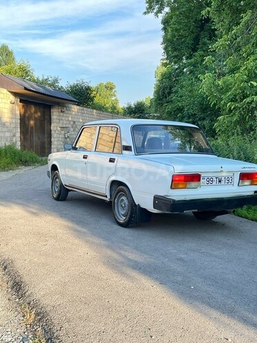 LADA (VAZ) 2107-13