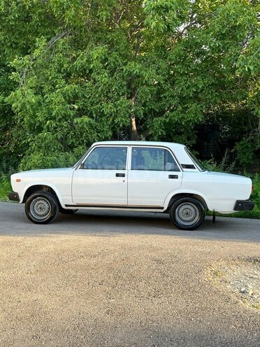 LADA (VAZ) 2107-16