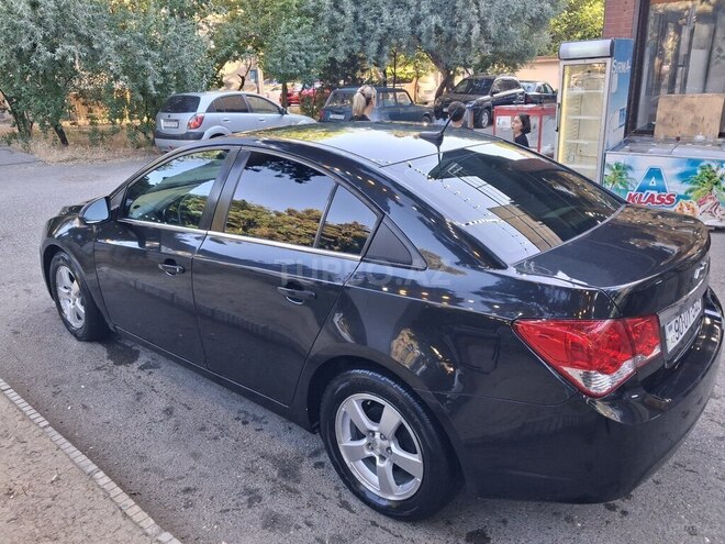 Chevrolet Cruze-5