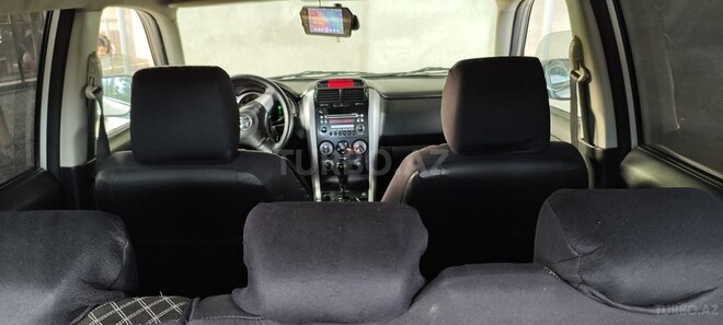 Suzuki Grand Vitara-10