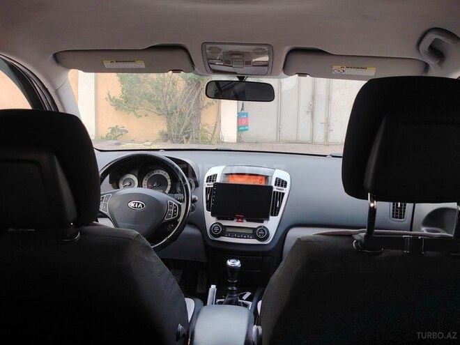 Kia Ceed-8