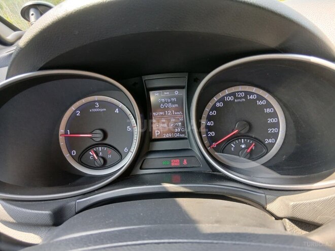Hyundai Santa Fe-7