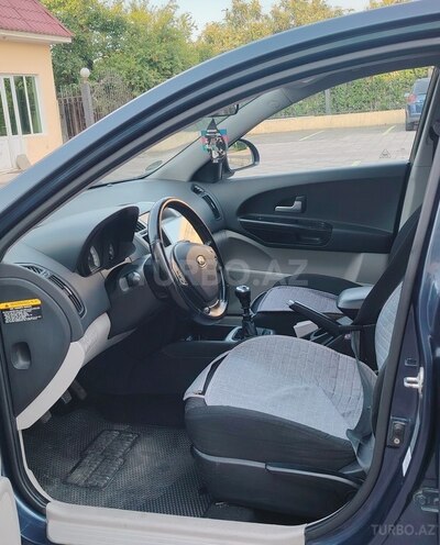 Kia Ceed-7