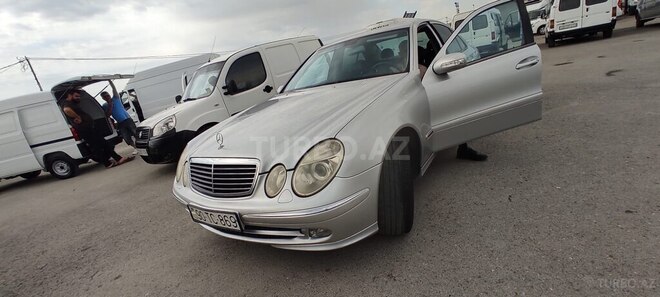 Mercedes E 270-14