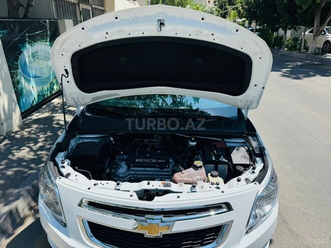 Chevrolet Cobalt-15