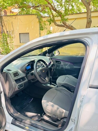 Chevrolet Cobalt-10