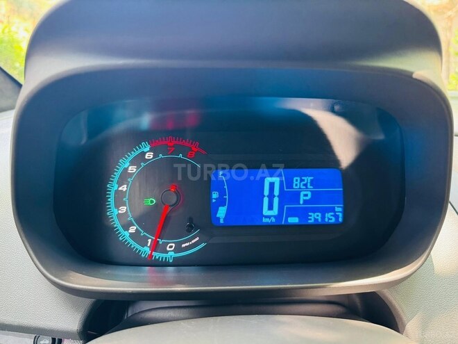 Chevrolet Cobalt-12