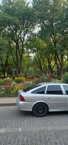 Opel Vectra-2
