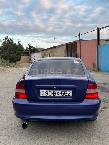 Opel Vectra-3