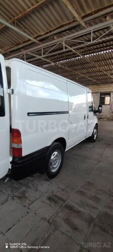Ford Transit-6