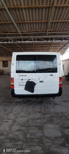 Ford Transit-2