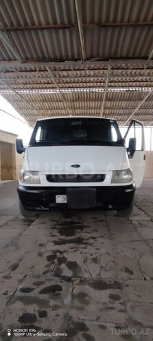 Ford Transit-1