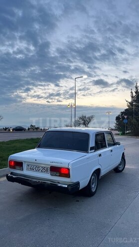 LADA (VAZ) 2107-5