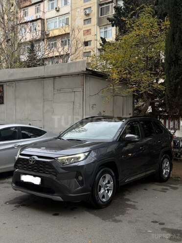 Toyota RAV4-5