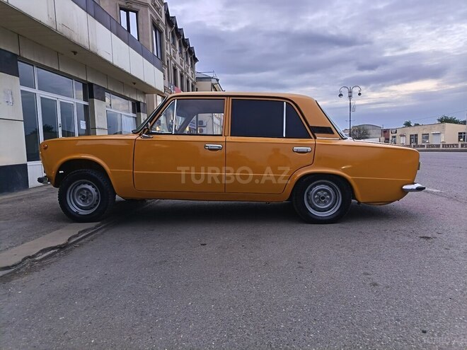 LADA (VAZ) 21011-3