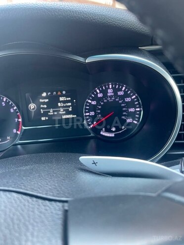 Kia Optima-12