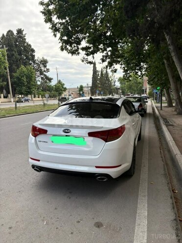 Kia Optima-2