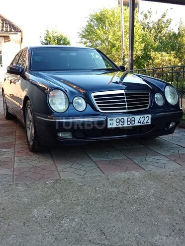 Mercedes E 280-4