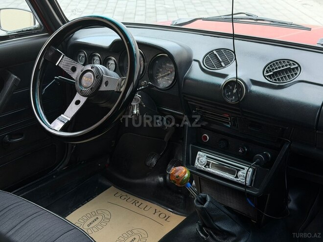 LADA (VAZ) 2103-15