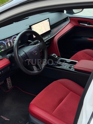 Toyota Camry-5