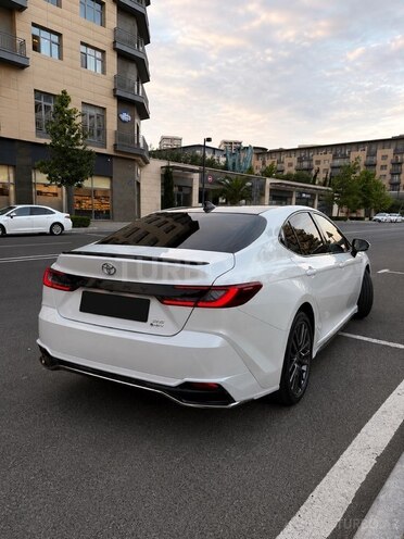 Toyota Camry-4