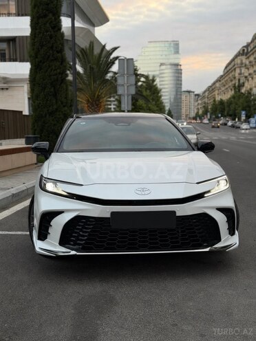 Toyota Camry-3