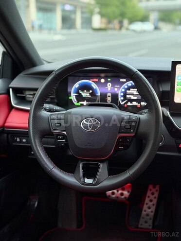 Toyota Camry-6