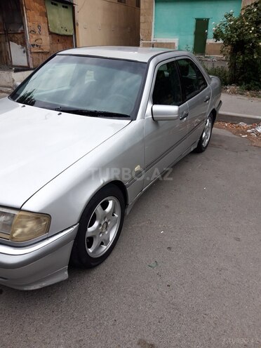 Mercedes C 200-6