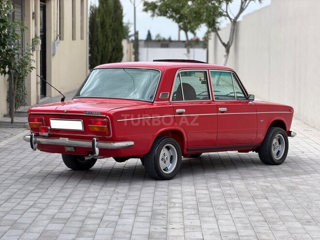 LADA (VAZ) 2103-9