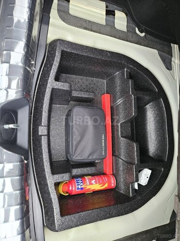 Kia K5-20