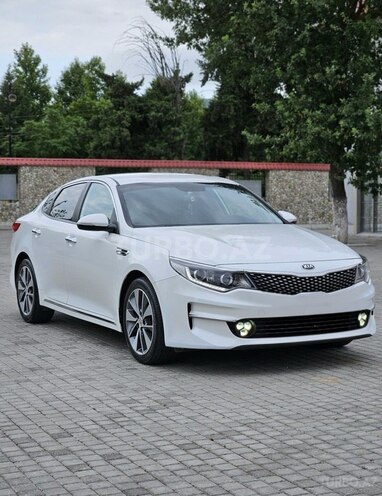 Kia K5-3