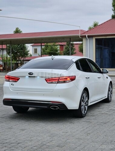 Kia K5-5