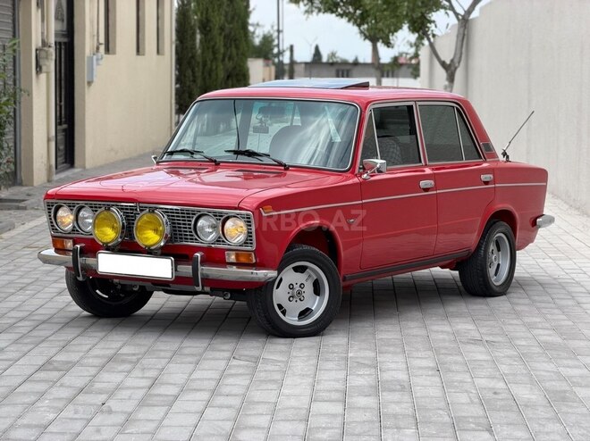 LADA (VAZ) 2103-4