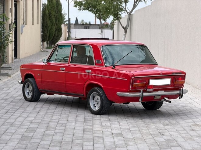 LADA (VAZ) 2103-8