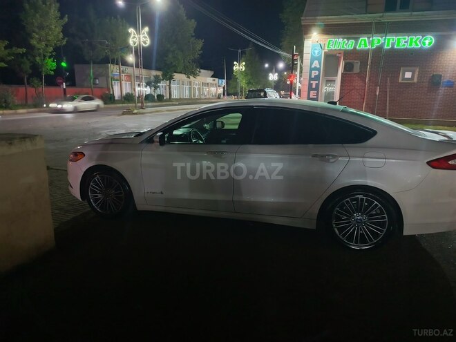 Ford Fusion (North America)-7