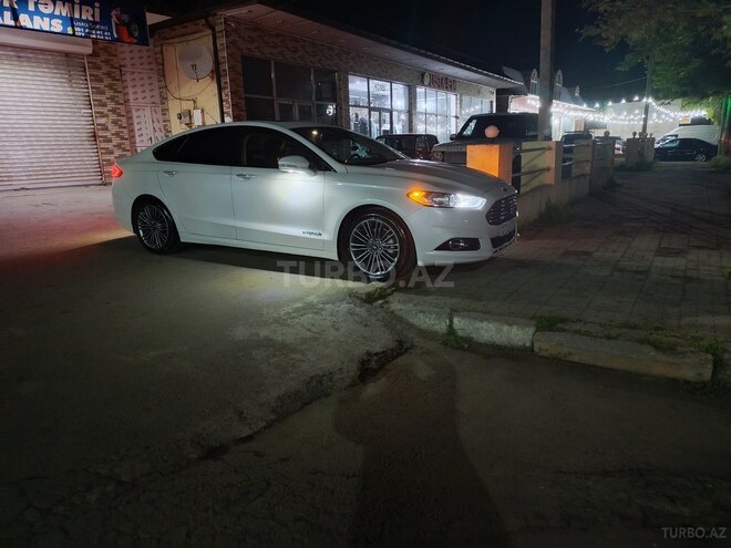 Ford Fusion (North America)-4