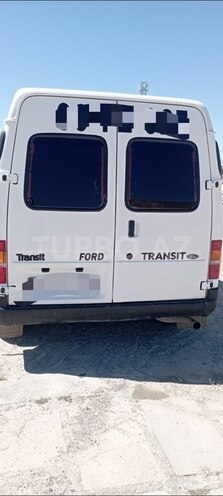 Ford Transit-2