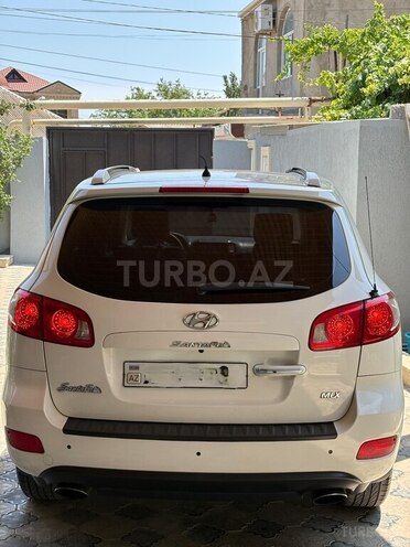 Hyundai Santa Fe-4