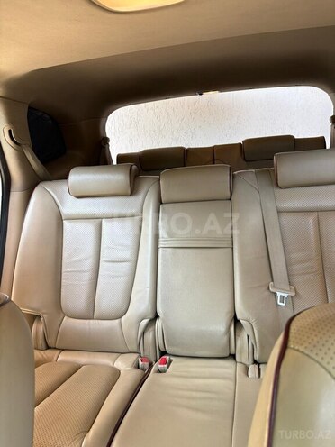 Hyundai Santa Fe-9