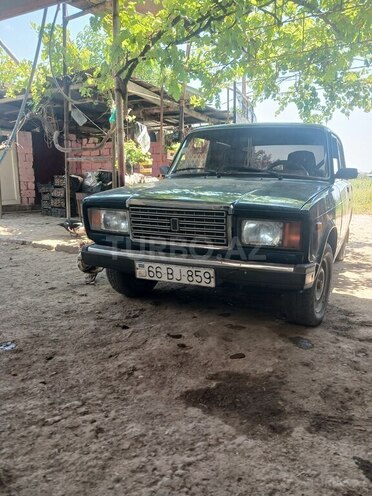 LADA (VAZ) 2107-1